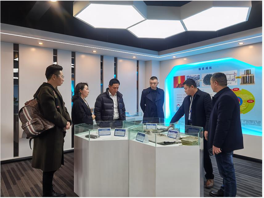 �ͽ���ʹ���